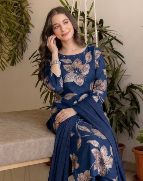 Blue Printed Embroidered Kurta , Pant And Dupatta set.