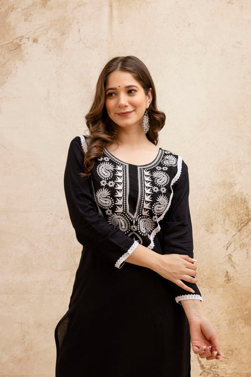 Black Solid Embroidered Yoke Straight Kurta.
