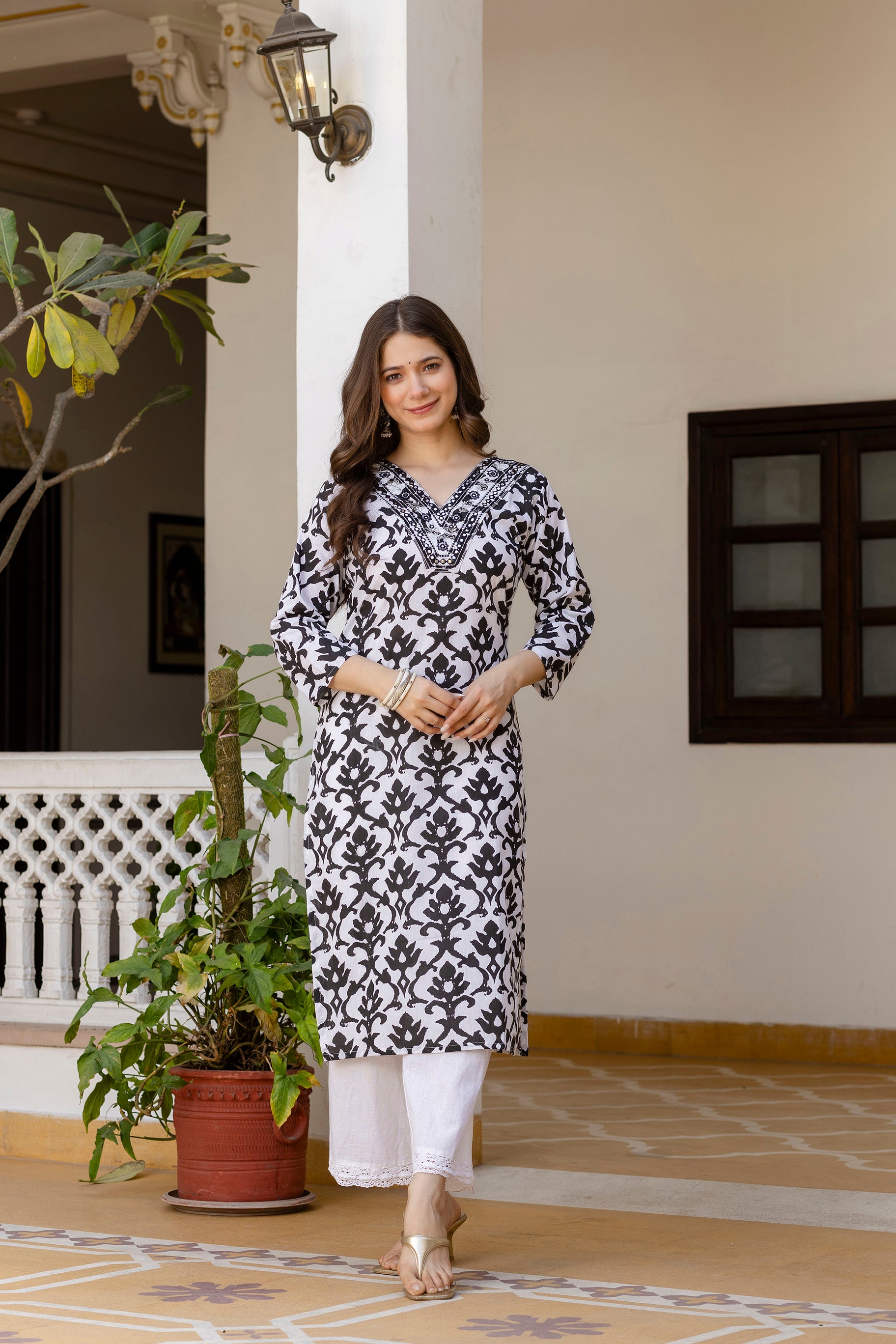 Black Printed Embroidered Pure Cotton Straight Kurta.