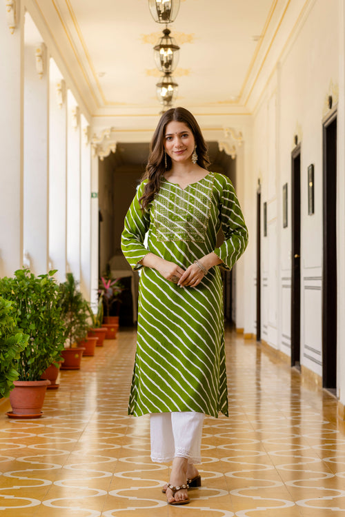 Green Printed Embroidered Pure Cotton Straight Kurta.