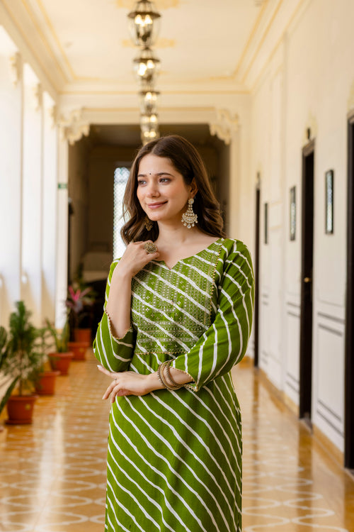 Green Printed Embroidered Pure Cotton Straight Kurta.