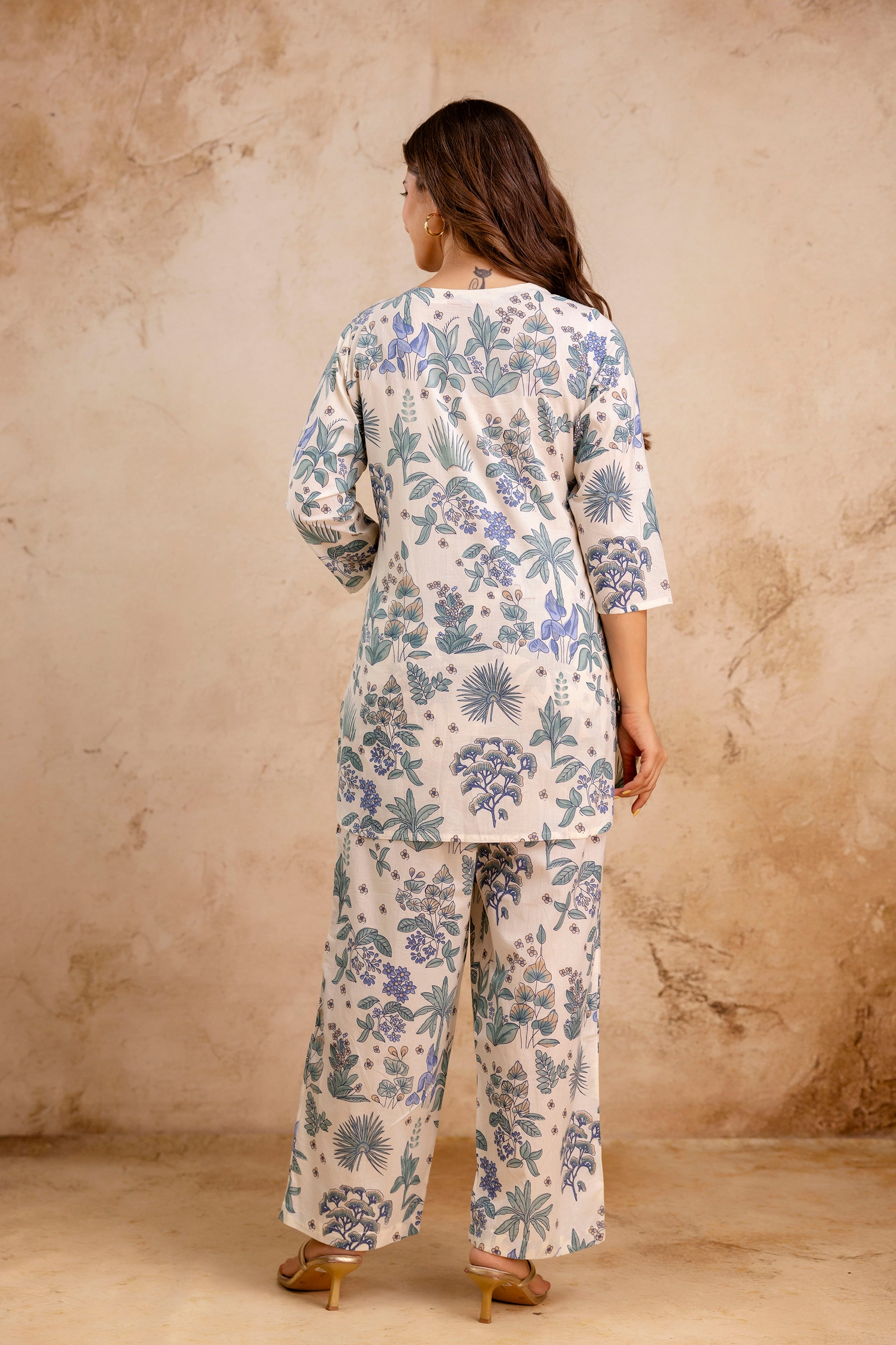 White And Blue Floral Print Cotton Co-ord set.