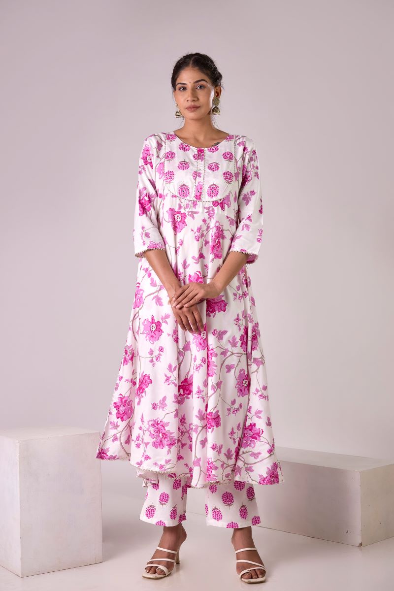 Pink Printed Embellished Kurta And Pant set.