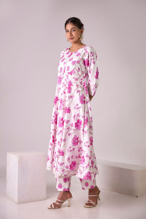 Pink Printed Embellished Kurta And Pant set.