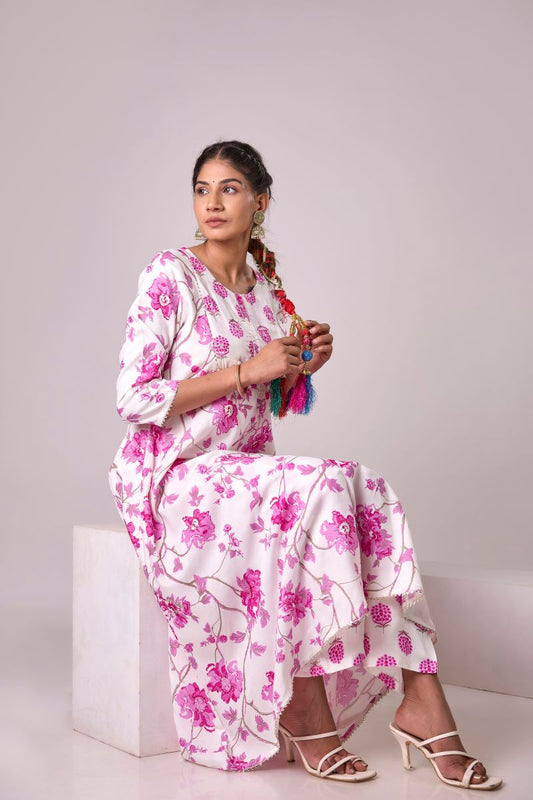 Pink Printed Embellished Kurta And Pant set.