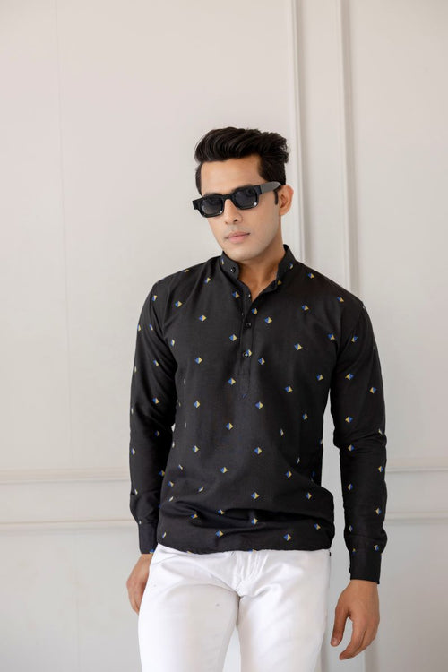 Men Cotton Printed Short Black Kurta.