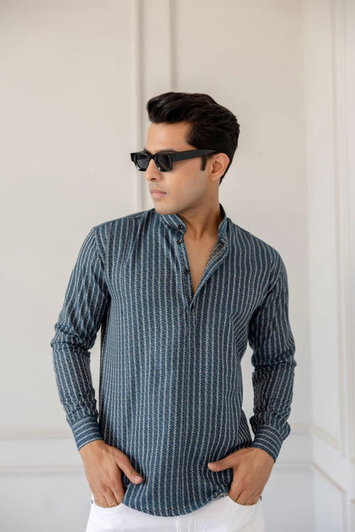 Men Cotton Striped Short Blue Kurta