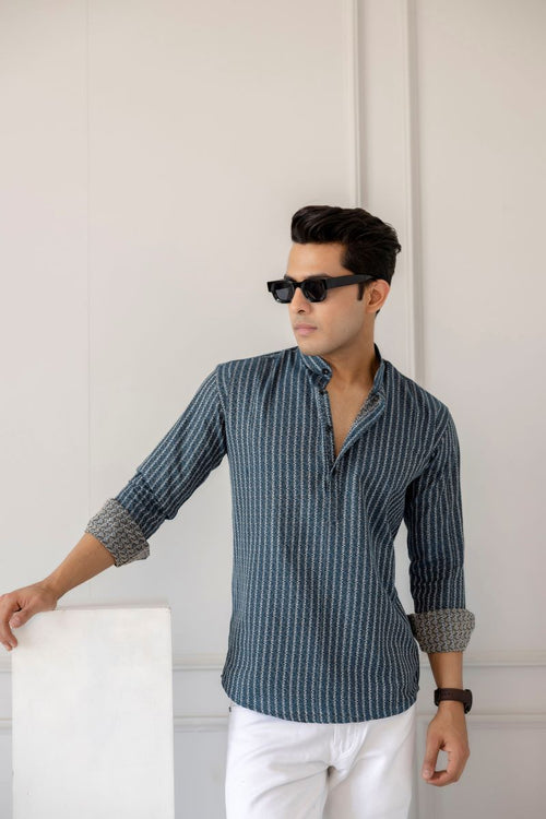 Men Cotton Striped Short Blue Kurta