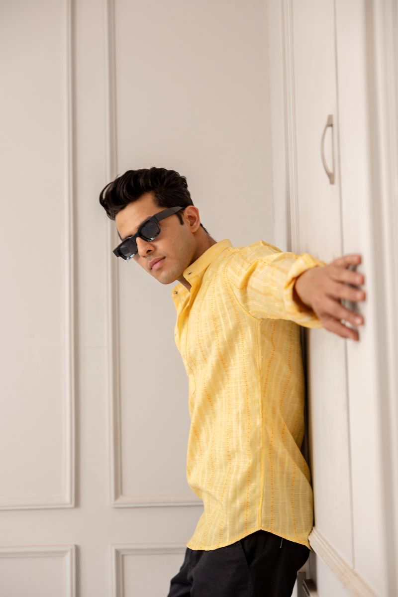 Men Khadi Cotton Printed Short Yellow Kurta.