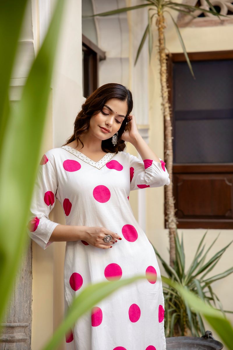 White And Pink Cotton Straight Kurta.