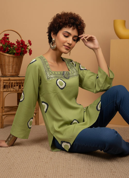Green Printed Square-Neck Pure Cotton Short Kurti.