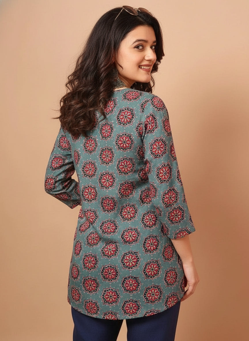 Floral Printed Gray Pure Cotton Short Kurti.