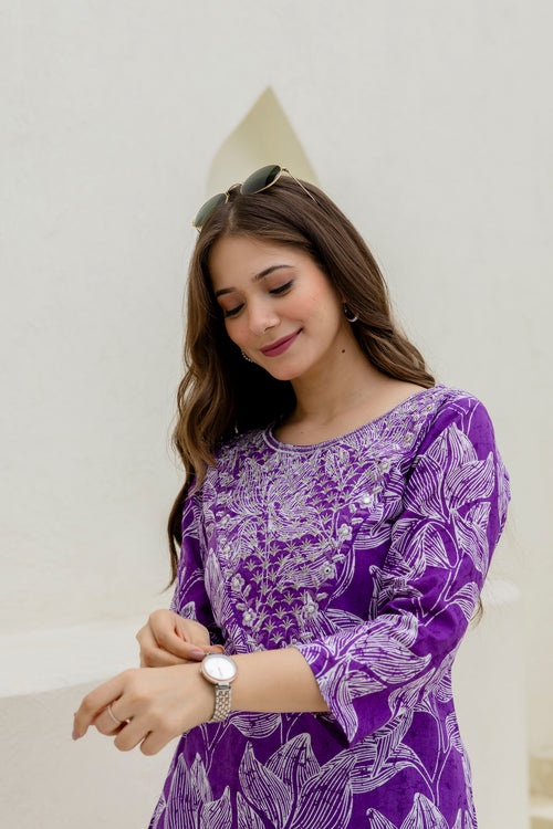 Purple Printed Embroidered Pure Cotton Straight Kurta.
