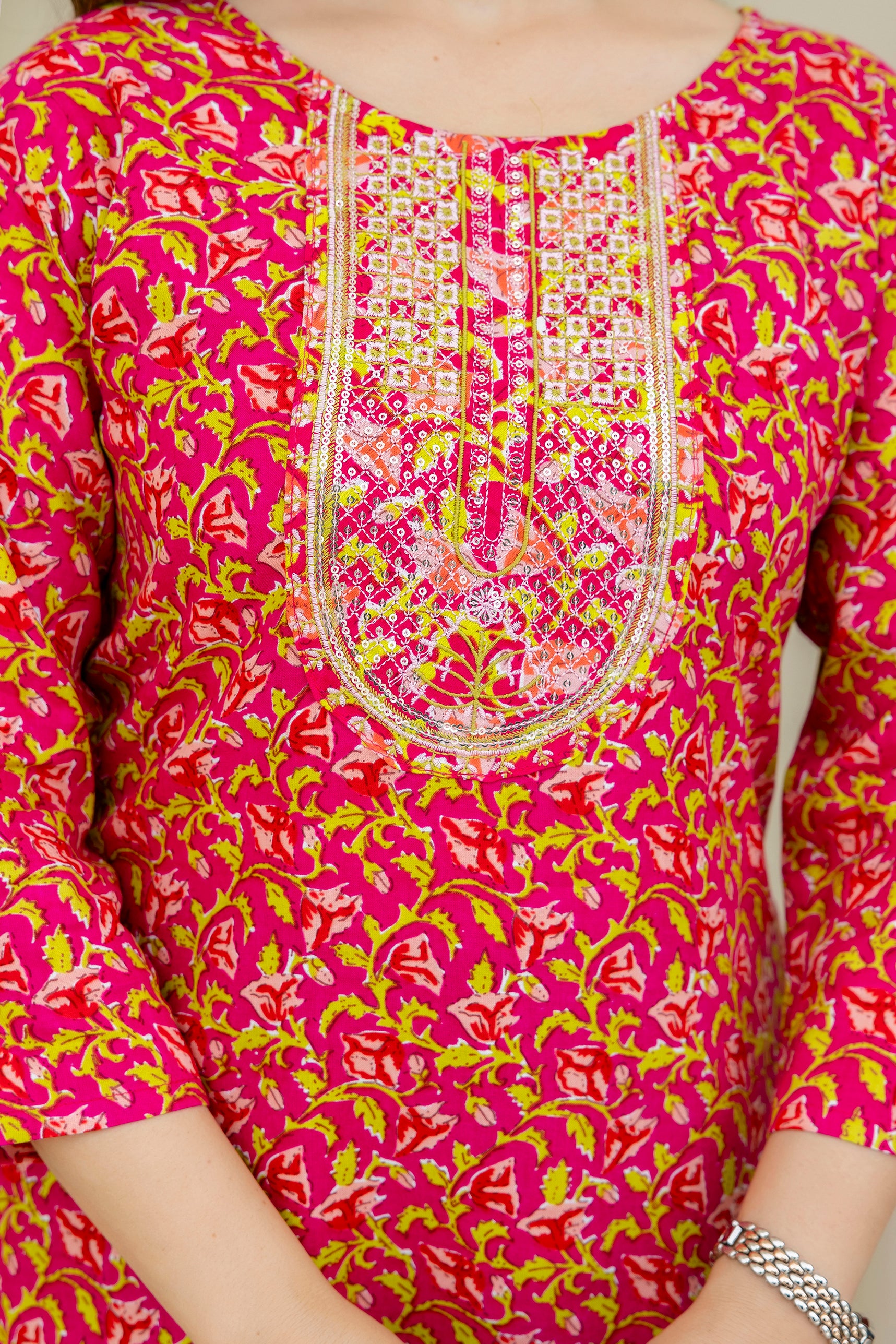Pink Printed Embroidered Pure Cotton Straight Kurta.