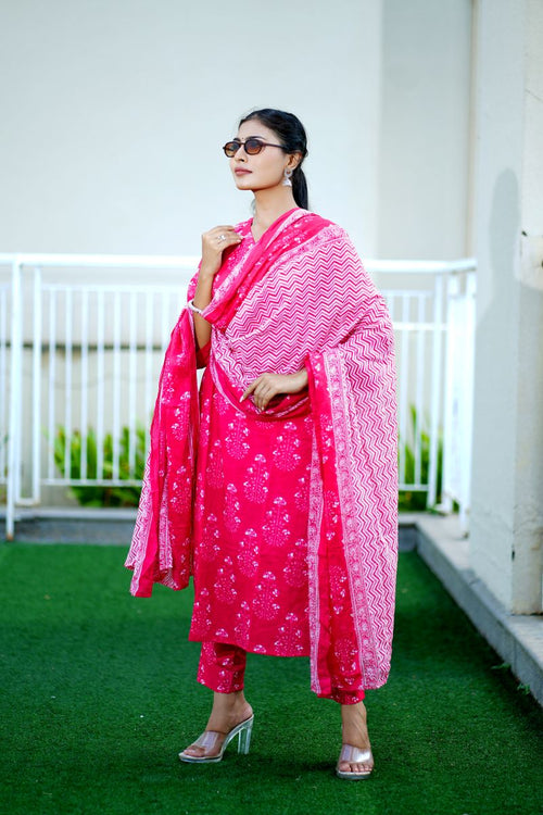 Pink Floral Kurta pant and dupatta set.