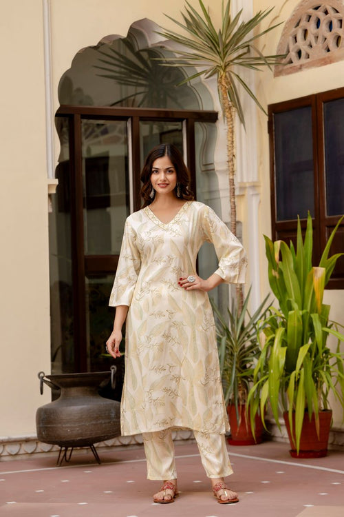 Green Floral Printed Embroidered Kurta , Pant And Dupatta set.