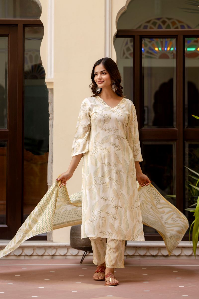 Green Floral Printed Embroidered Kurta , Pant And Dupatta set.