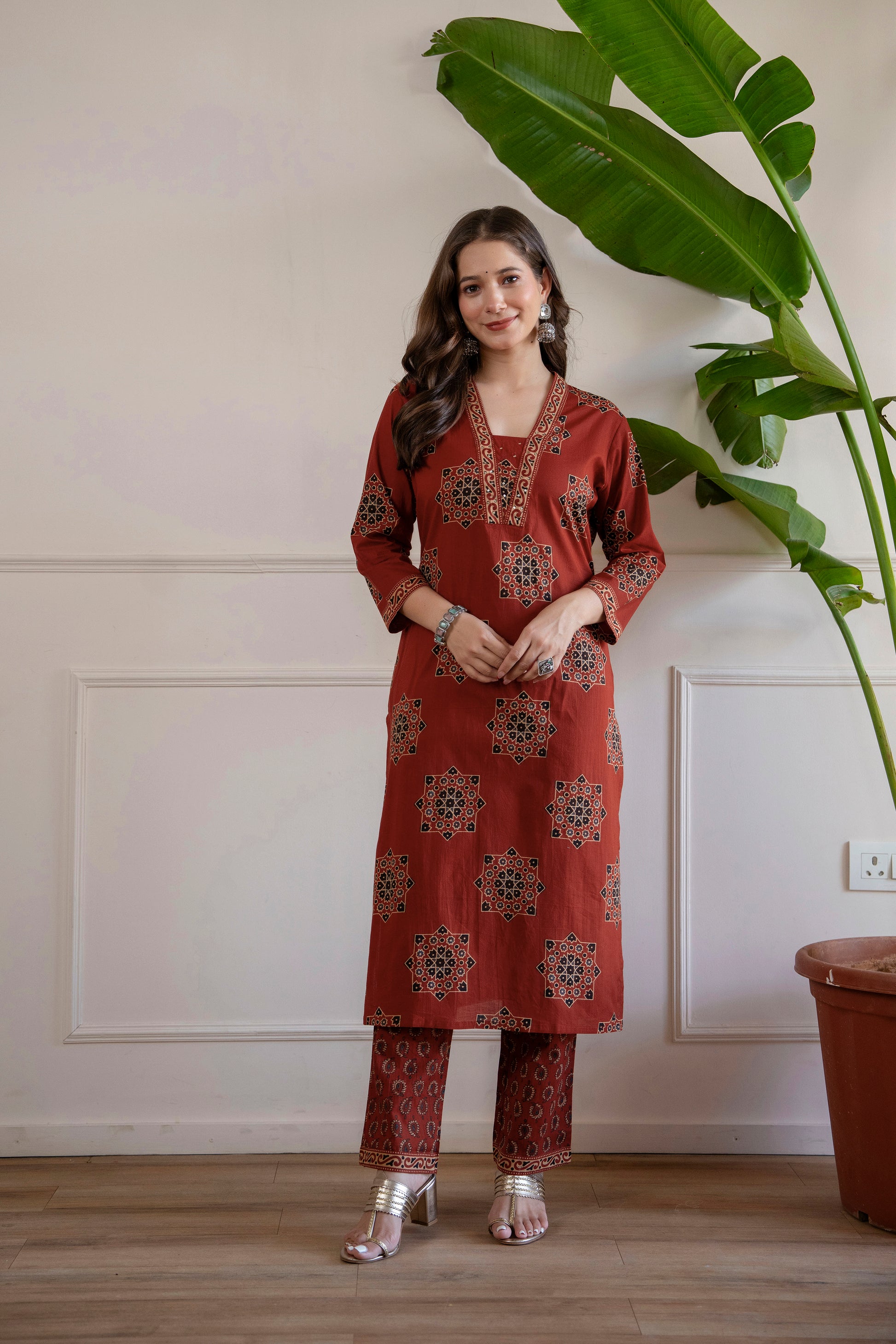 Red Printed Embroidered Kurta , Pant And Dupatta set.