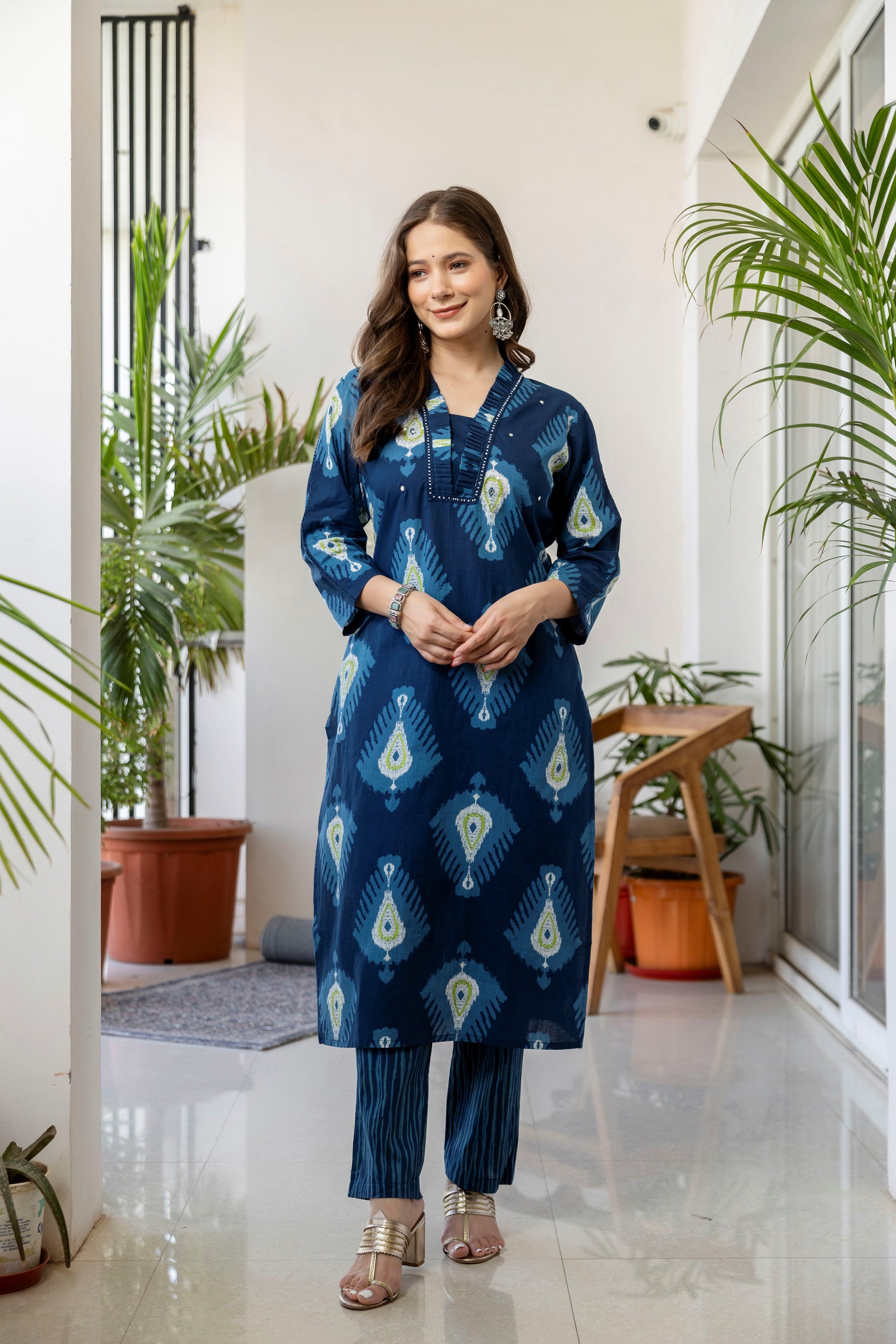 Blue Printed Embroidered Kurta , Pant And Dupatta set.