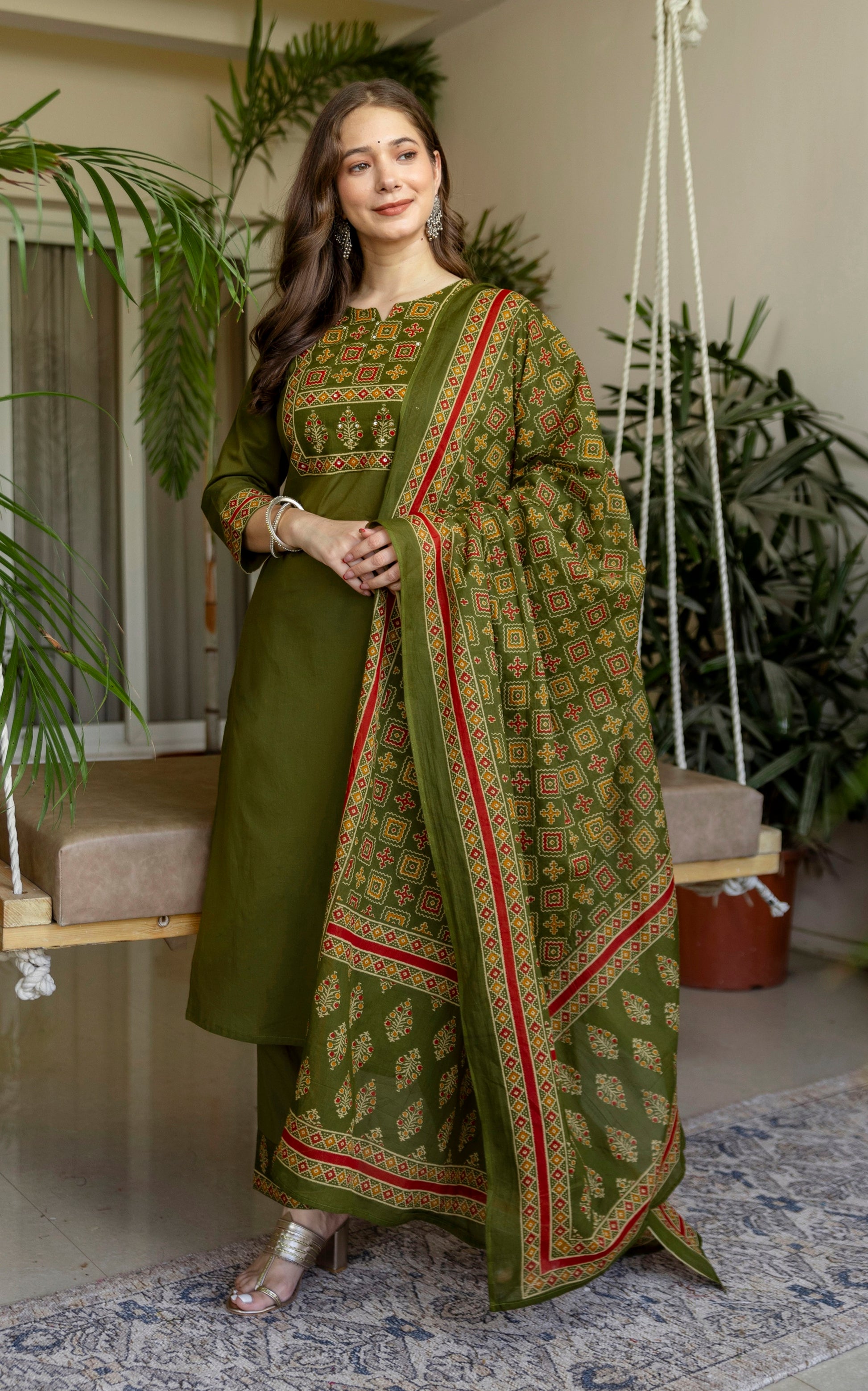Green Printed Embroidered Kurta , Pant And Dupatta set.