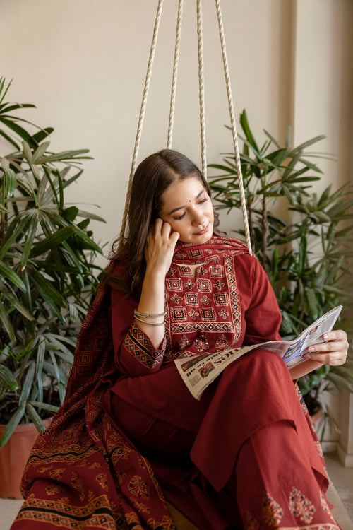 Maroon Printed Embroidered Kurta , Pant And Dupatta set.